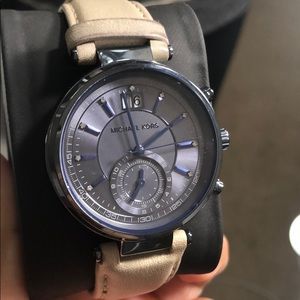MK watch